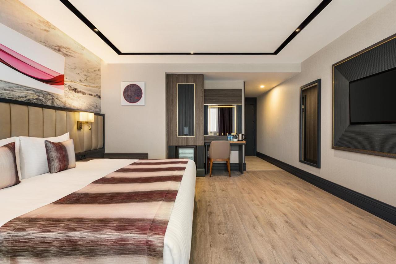 Ramada By Wyndham Istanbul Umraniye Hotel Exterior photo